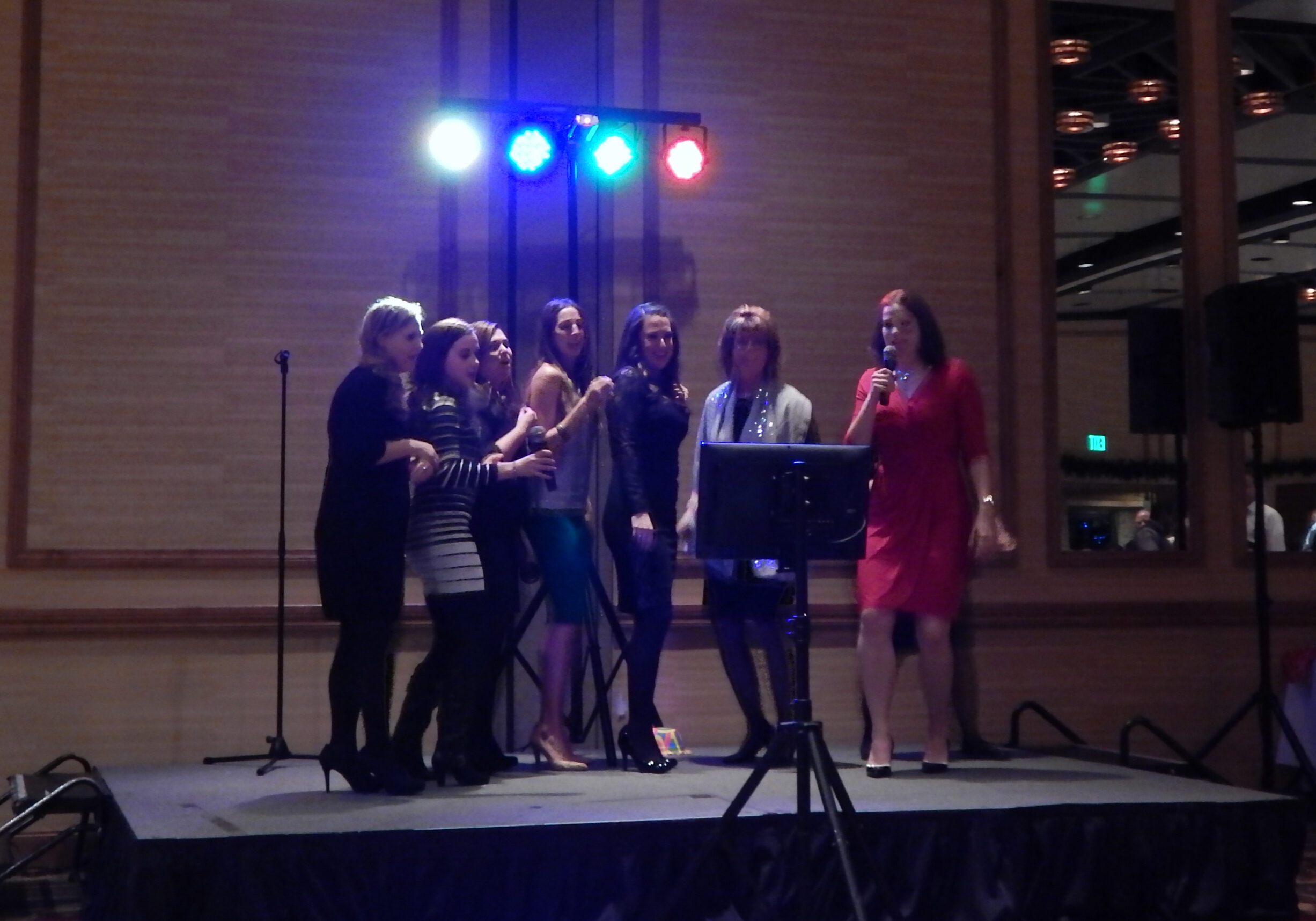 Karaoke Pic Stage Group